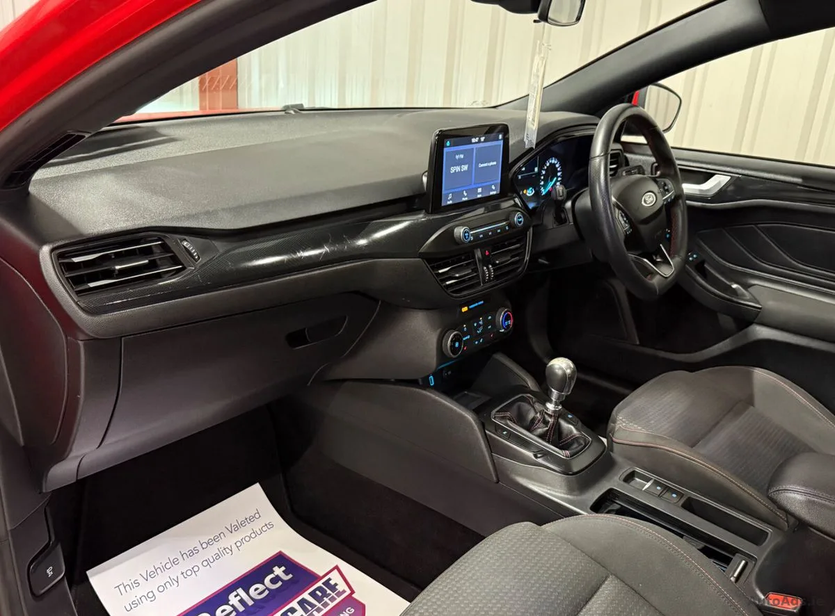 2020 Ford Focus – photo 14