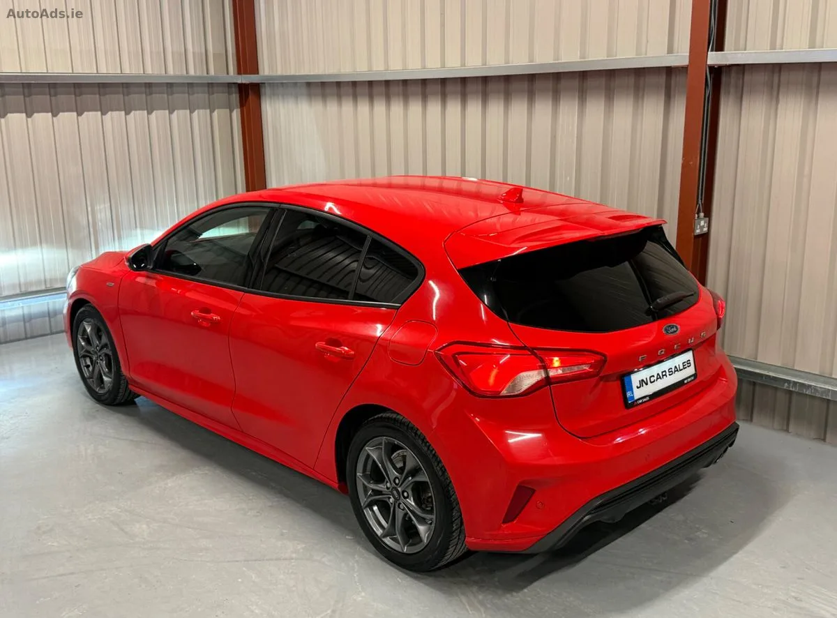 2020 Ford Focus – photo 6