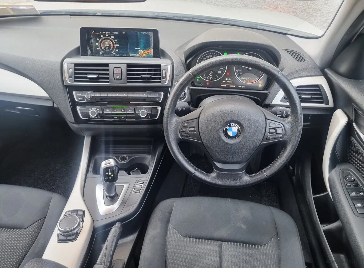 2015 BMW 1-Series – photo 18