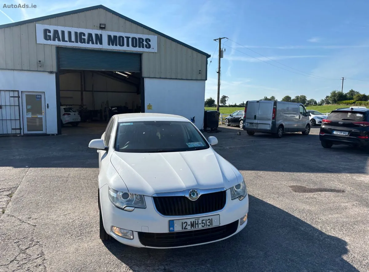 2012 Skoda Superb – photo 2