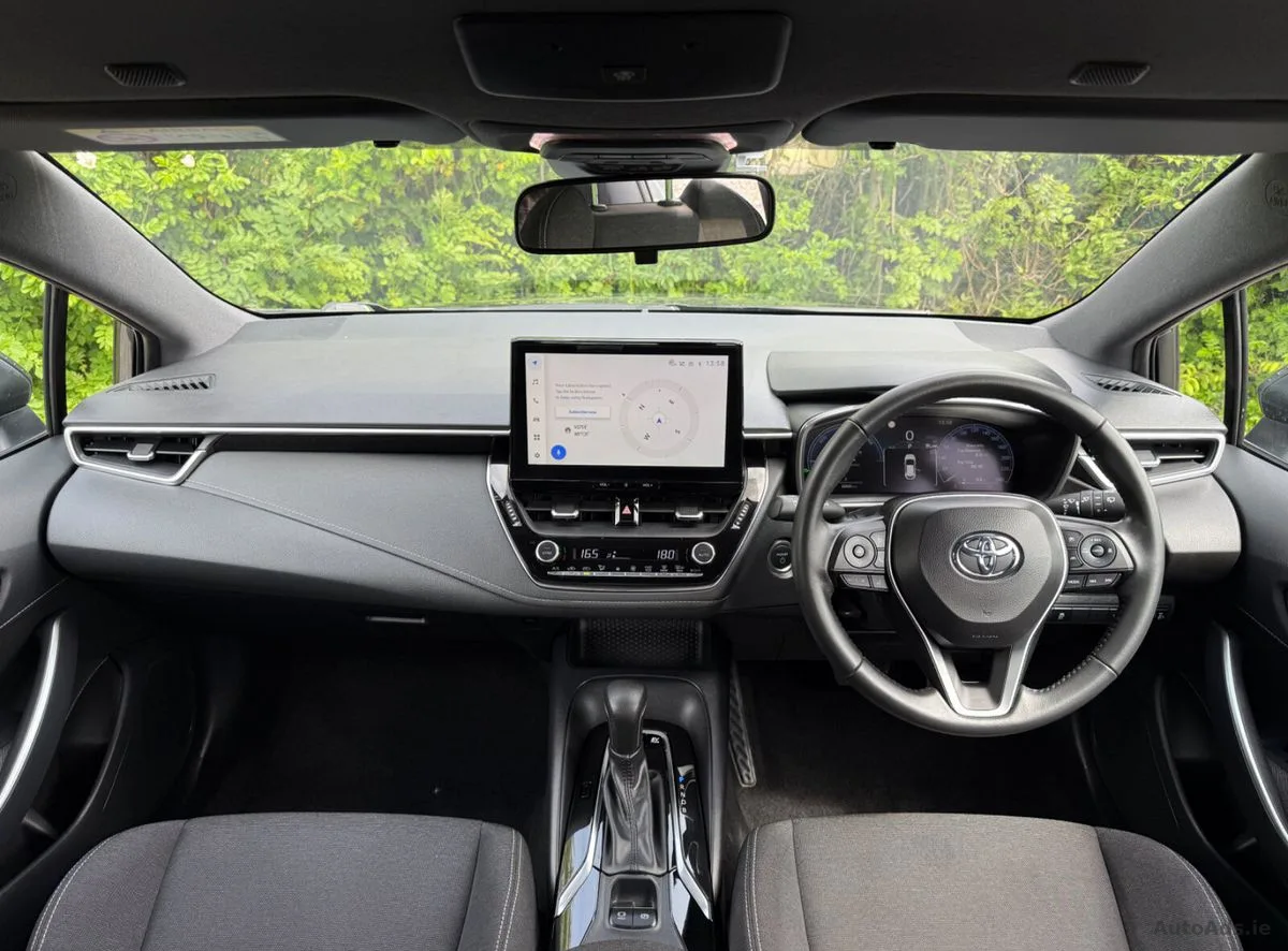 2025 Toyota Corolla – photo 14