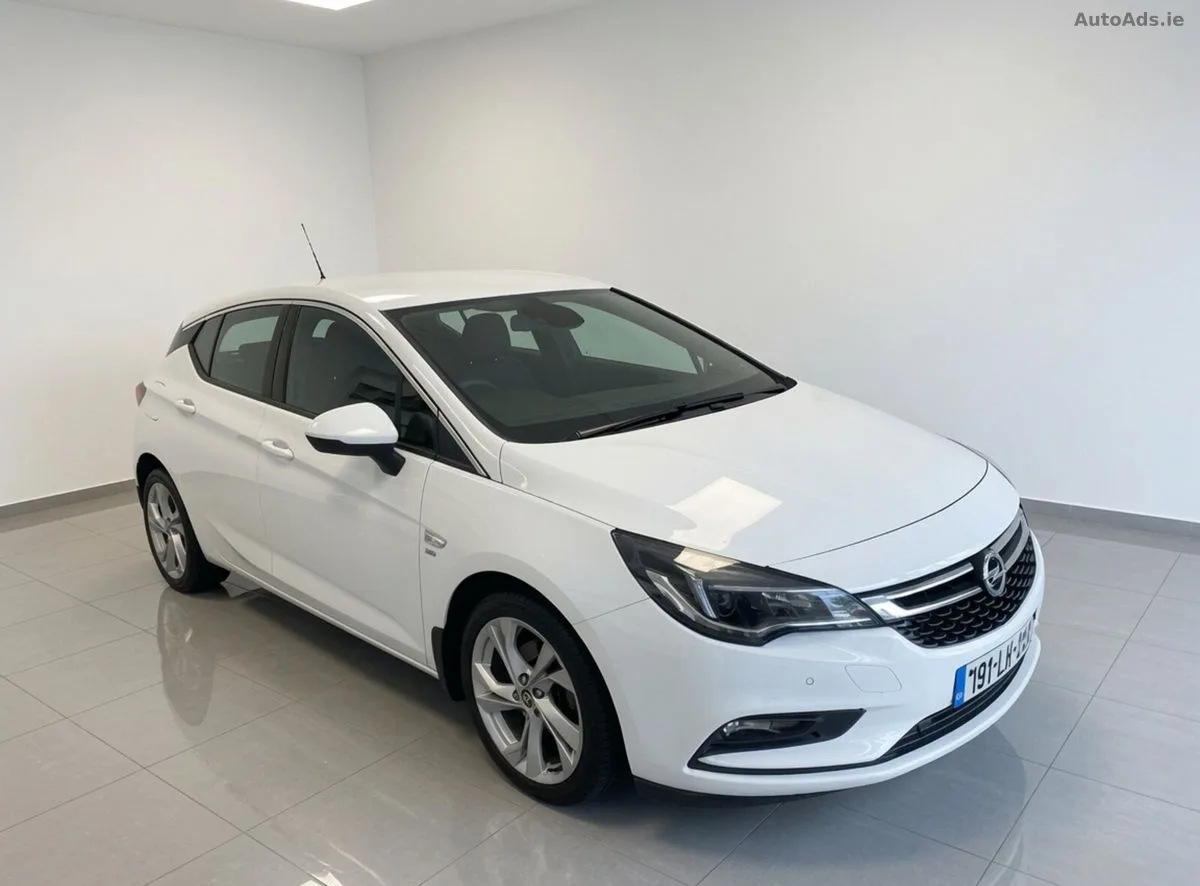 2019 Vauxhall Astra – photo 1