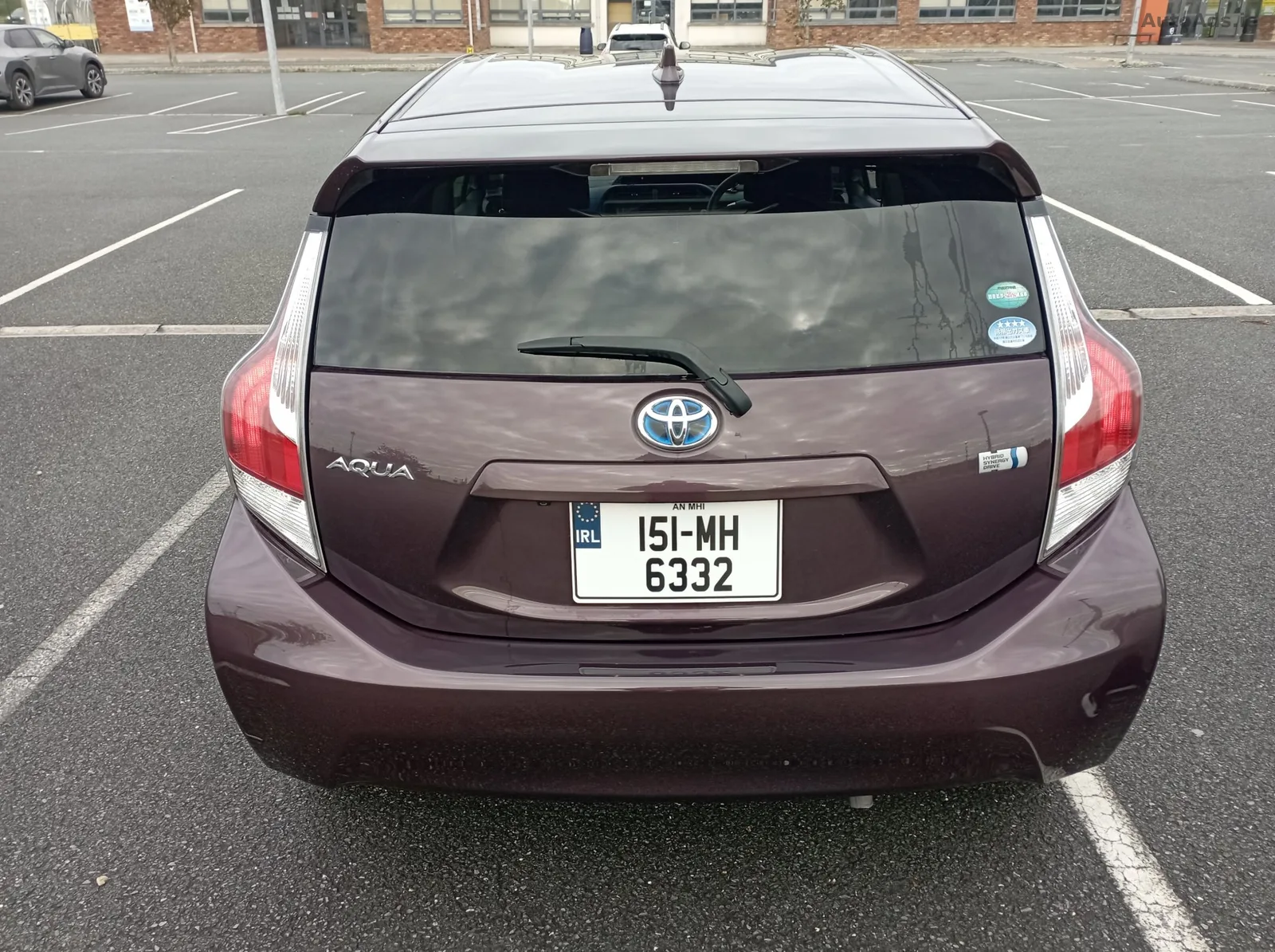 2015 Toyota Aqua – photo 8