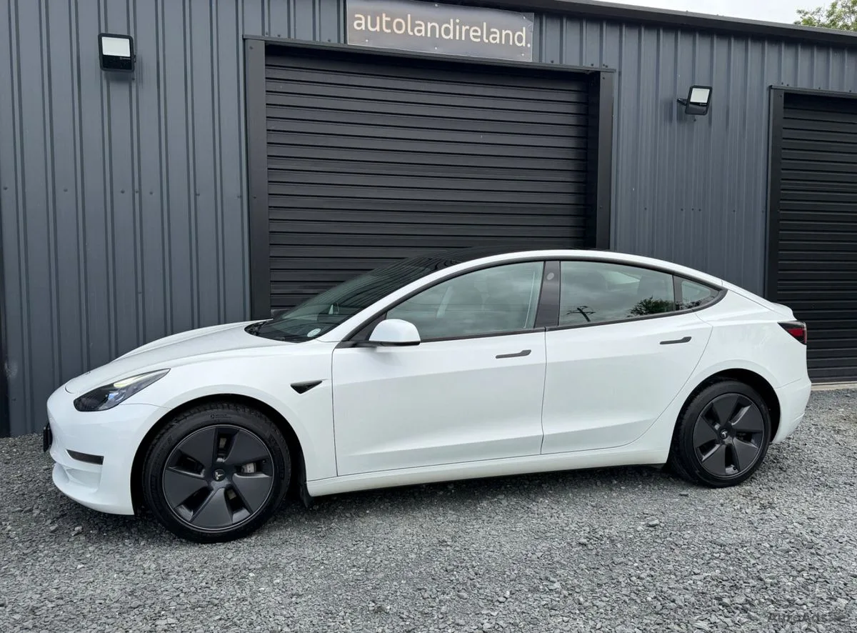 2023 Tesla Model 3 – photo 8