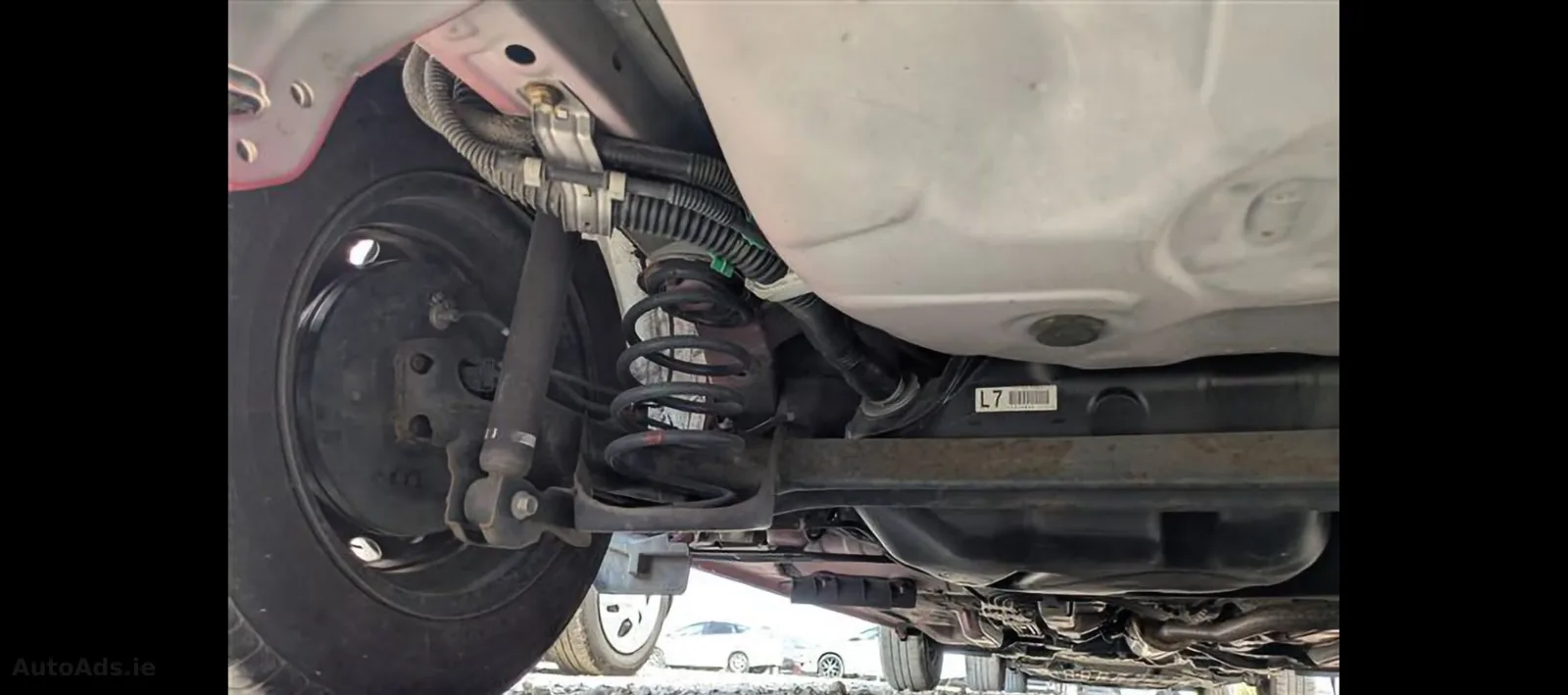 2014 Toyota Vitz – photo 5