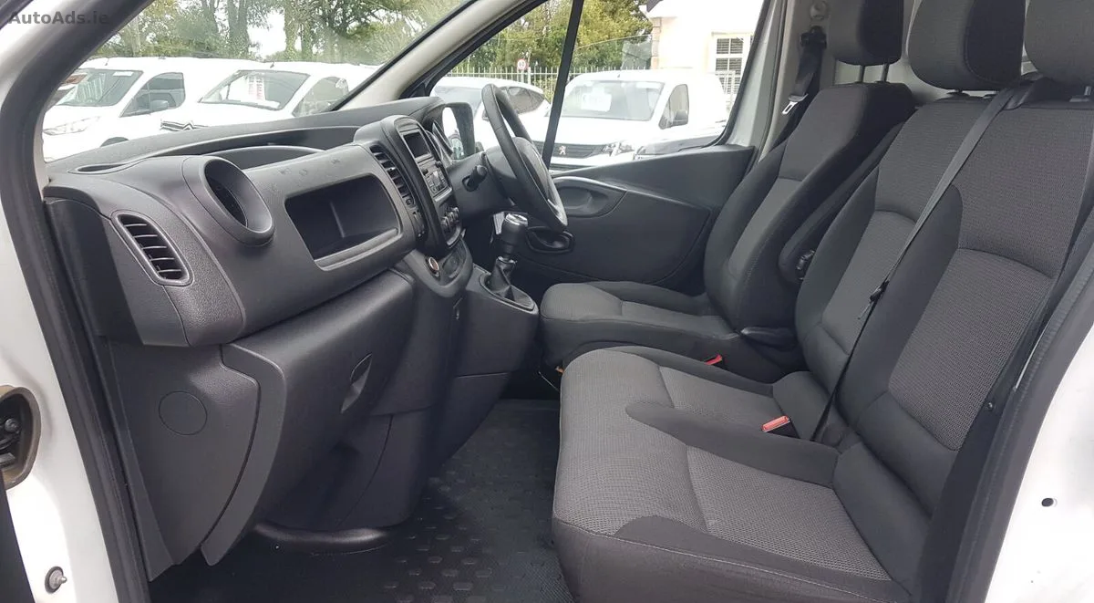 2021 Renault Trafic – photo 4