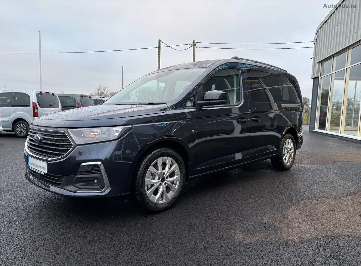 2026 Ford Tourneo Connect – photo 3