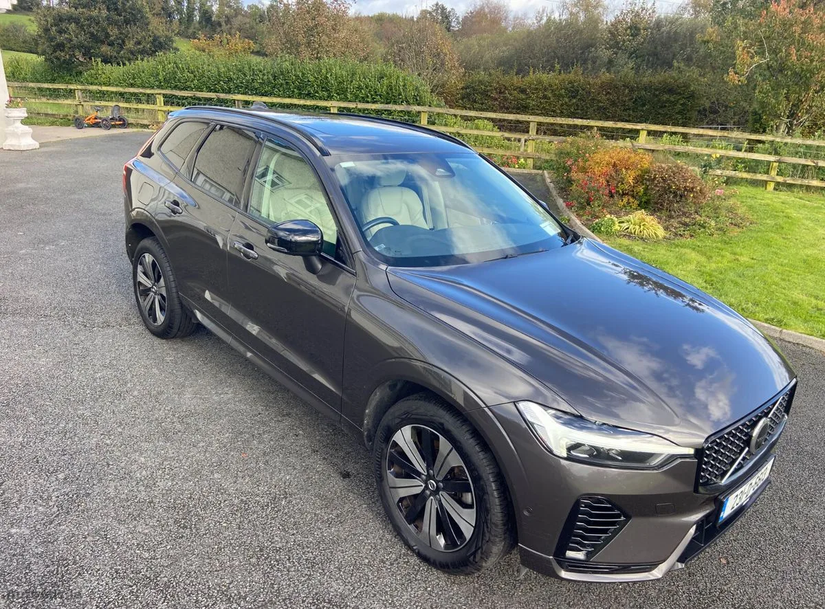 2023 Volvo XC60 – photo 2