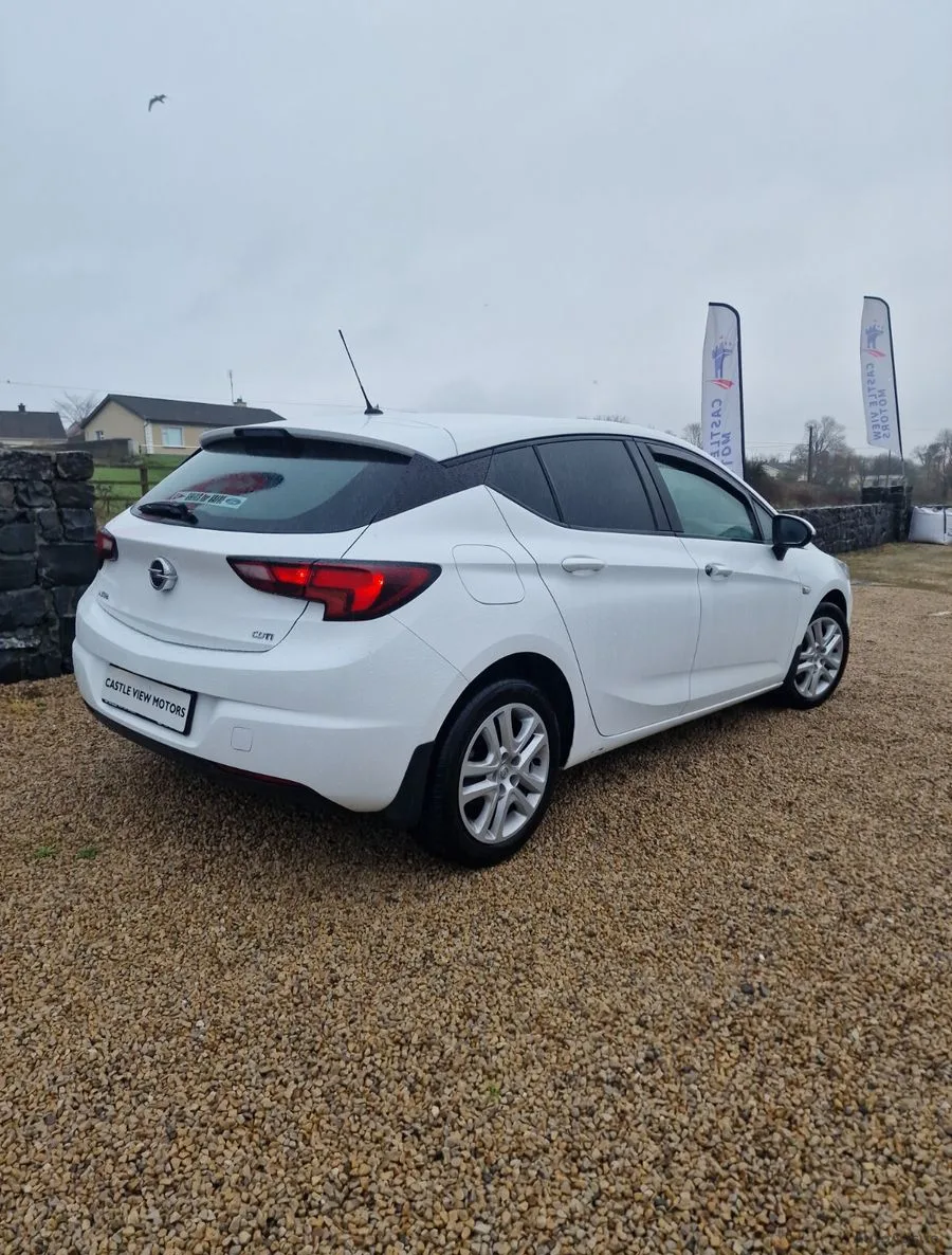 2018 Opel Astra – photo 2