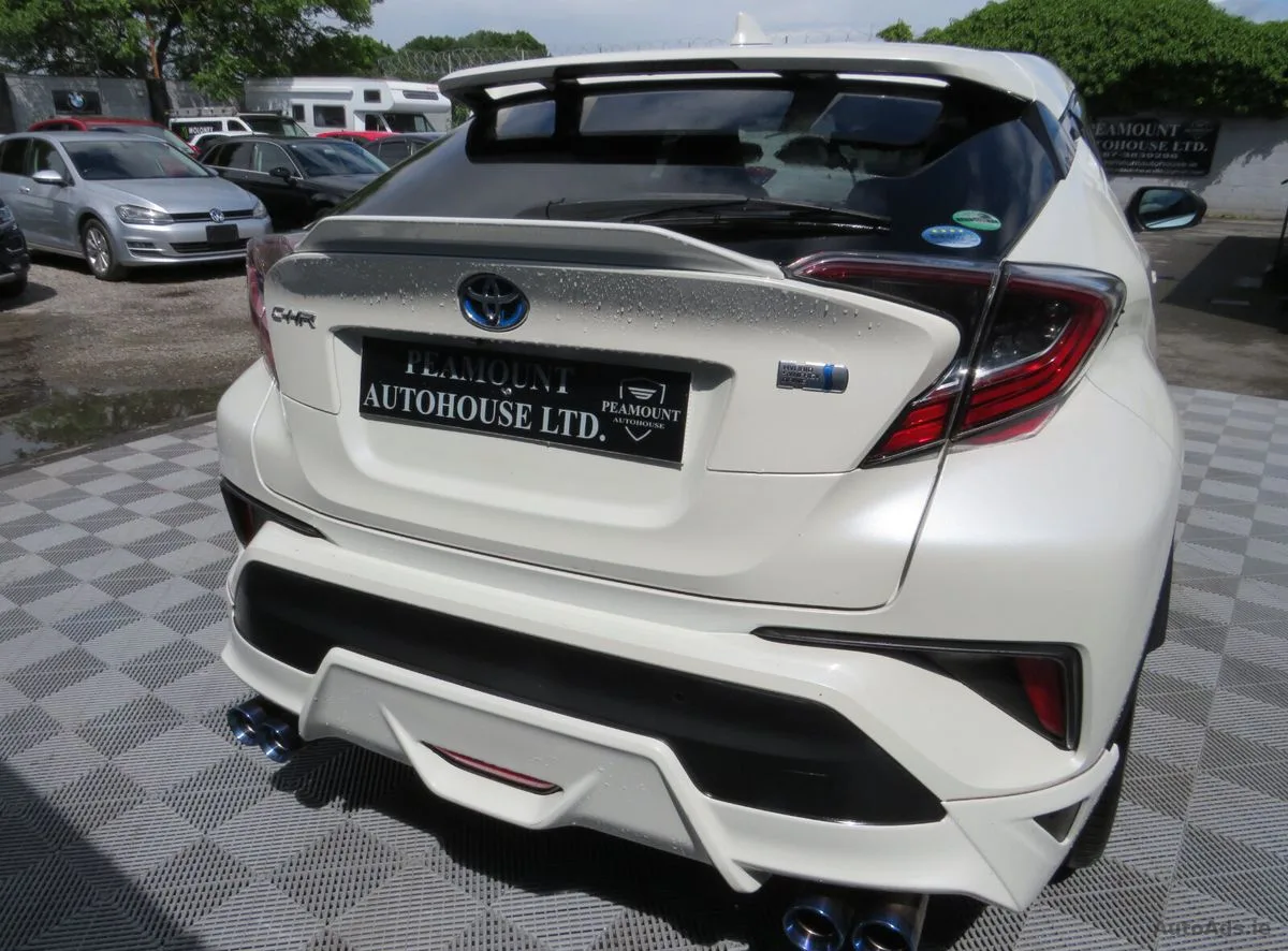 2017 Toyota C-HR+ – photo 5