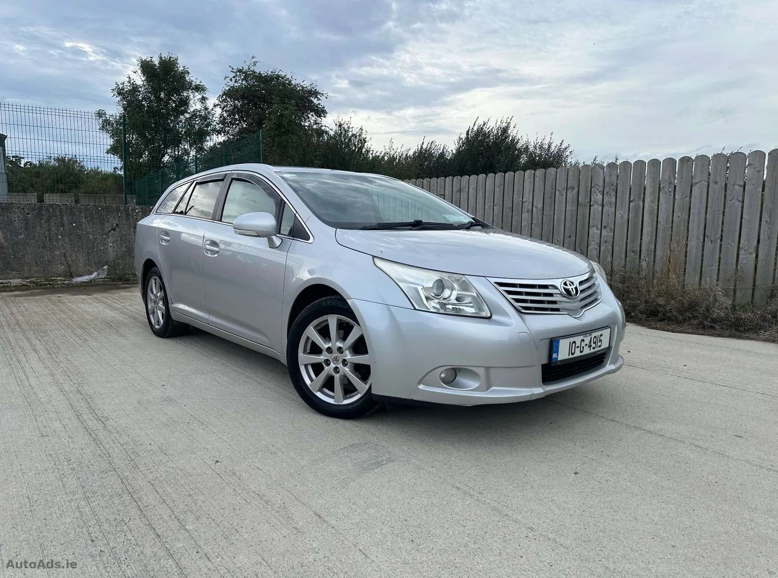 2010 Toyota Avensis