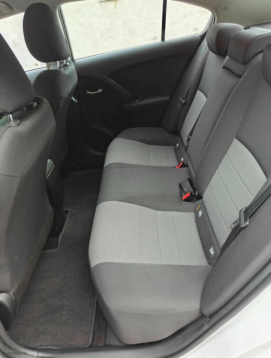2015 Toyota Avensis – photo 14