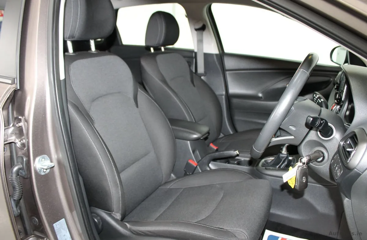 2021 Hyundai i30 – photo 13