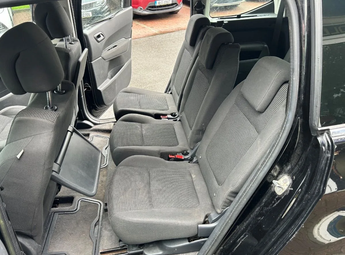 2014 Peugeot 5008 – photo 8