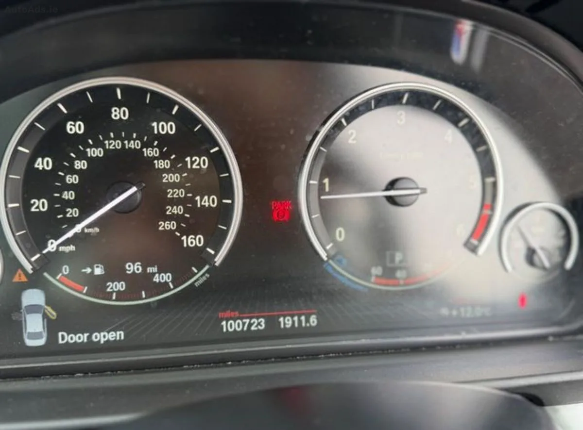 2016 BMW 5-Series – photo 19