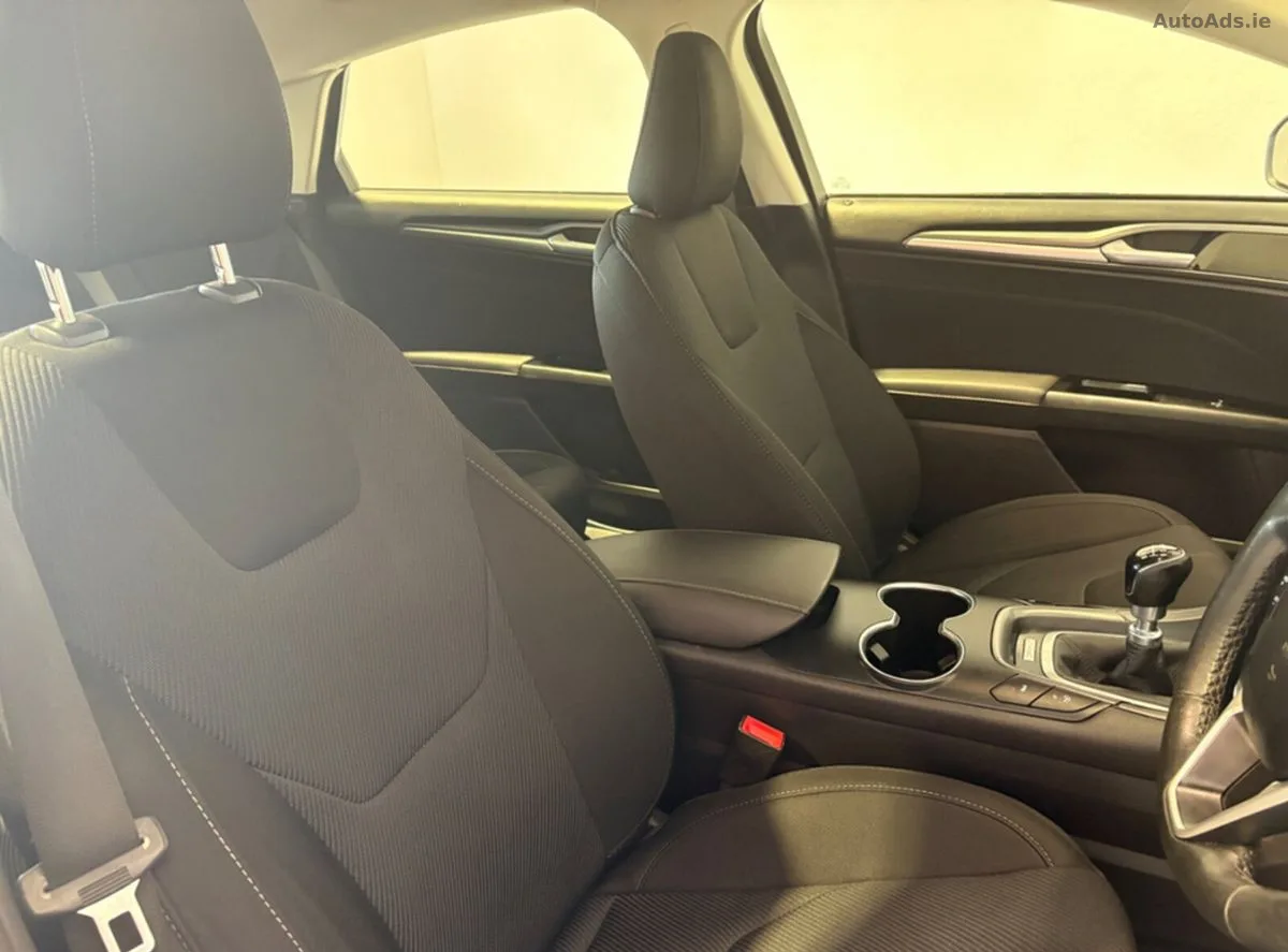 2017 Ford Mondeo – photo 12