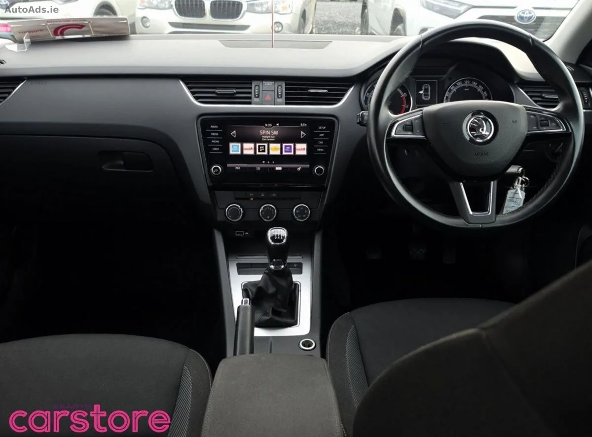 2021 Skoda Octavia – photo 11