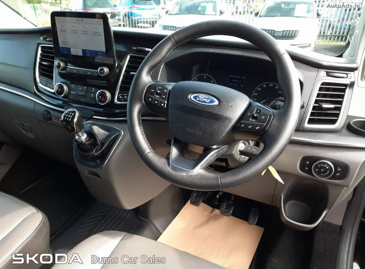 2023 Ford Tourneo Custom – photo 8