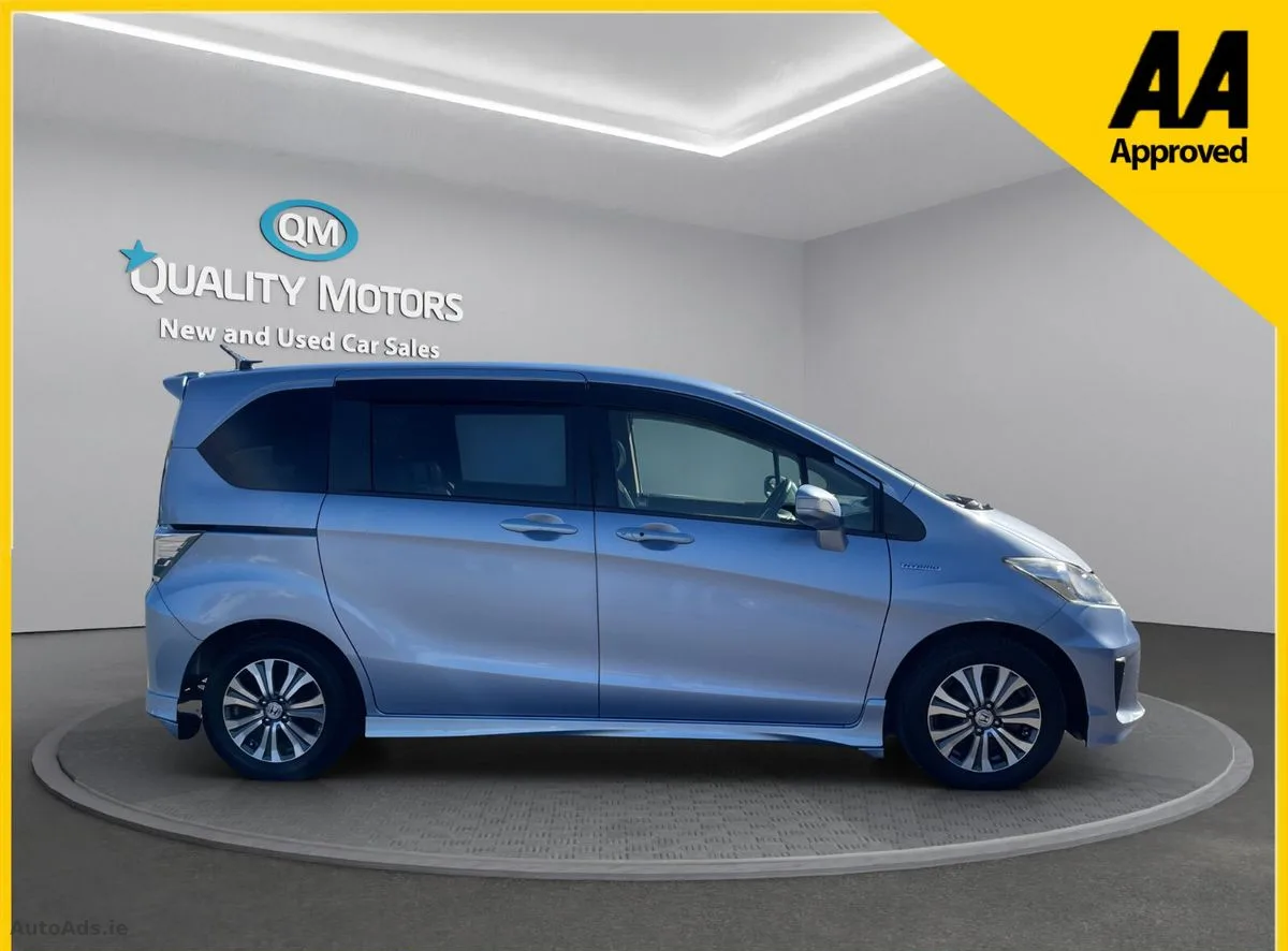 2014 Honda Freed – photo 8