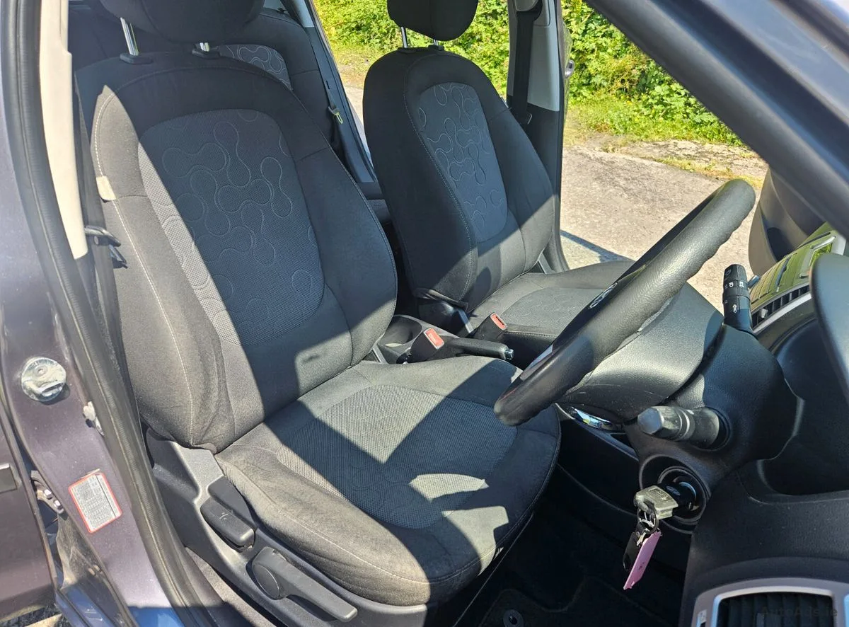 2012 Hyundai i20 – photo 17