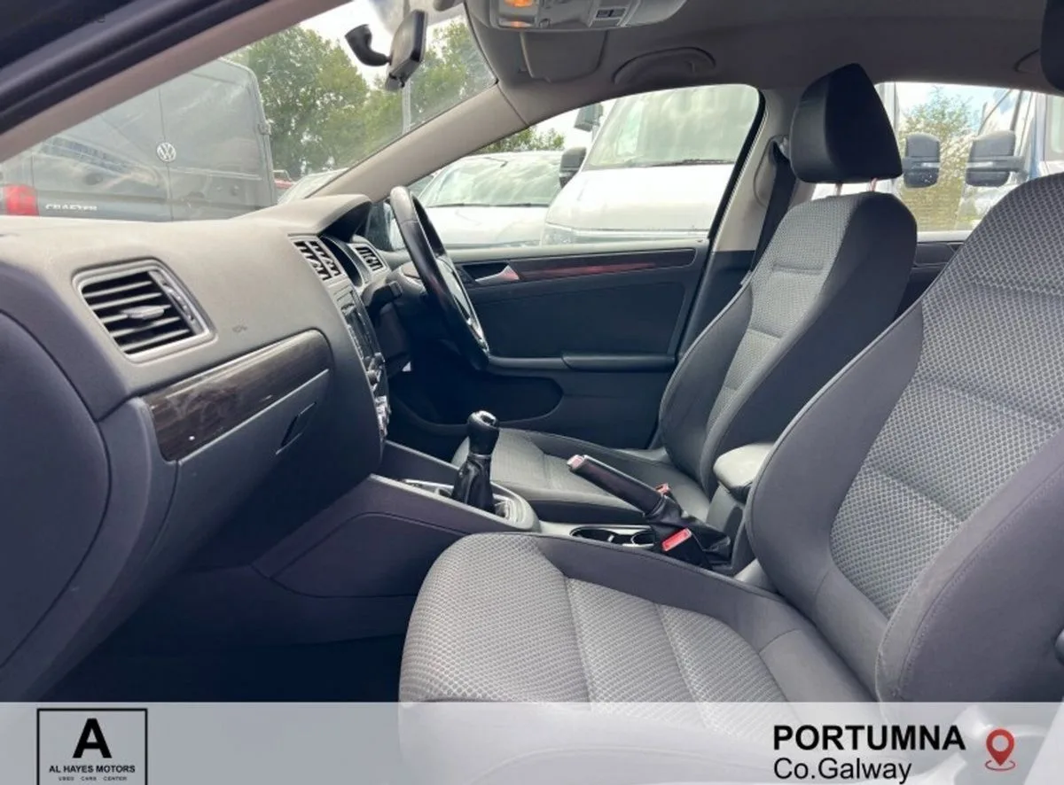 2015 Volkswagen Jetta – photo 3