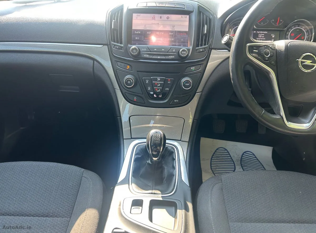 2015 Opel Insignia – photo 18