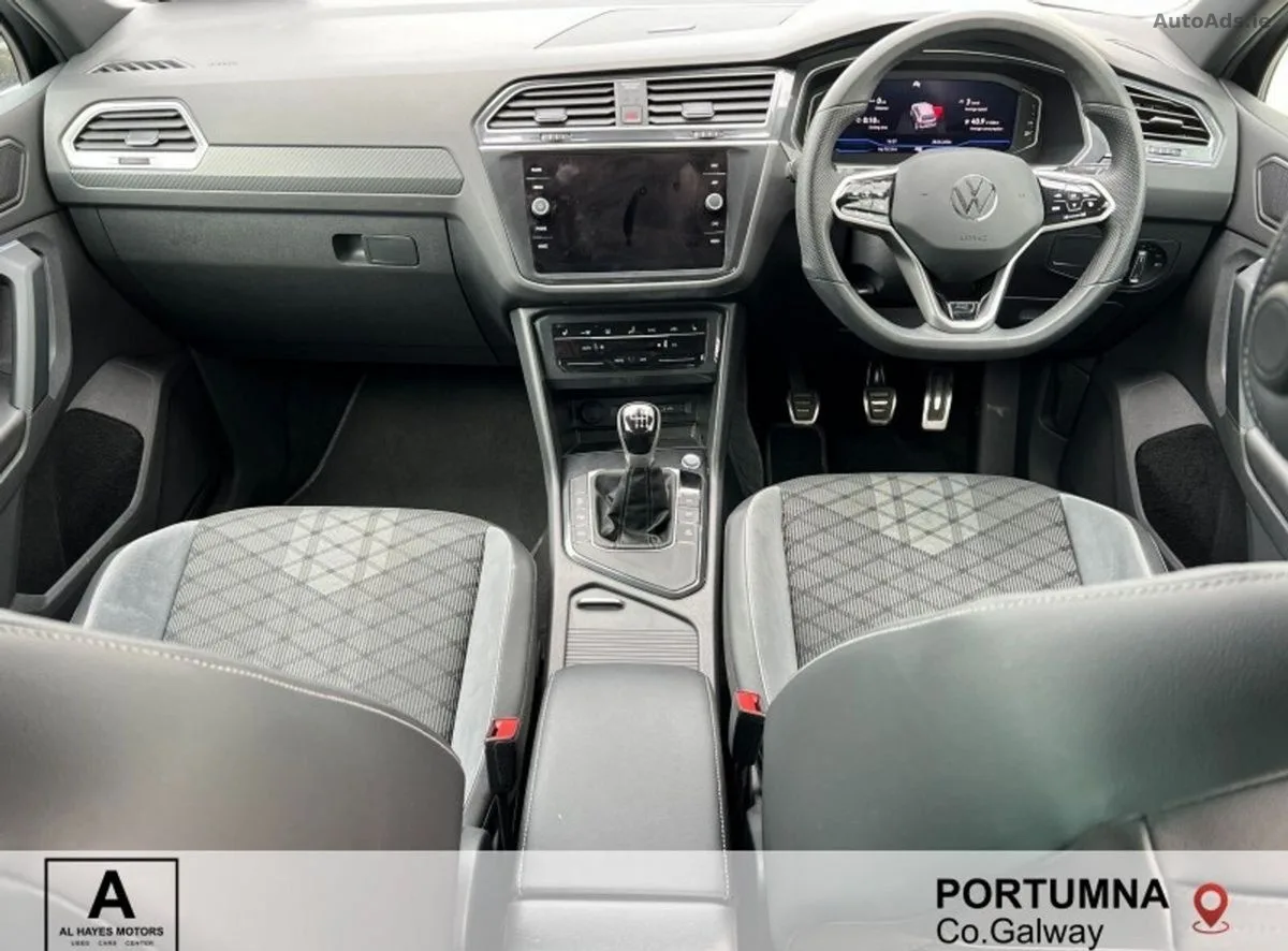 2024 Volkswagen Tiguan – photo 2