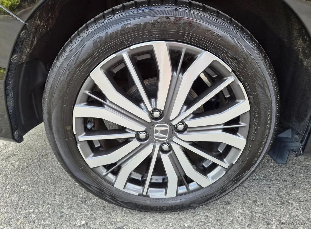 2018 Honda Grace – photo 11