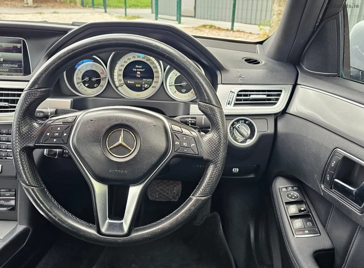 2015 Mercedes-Benz E-Class – photo 17