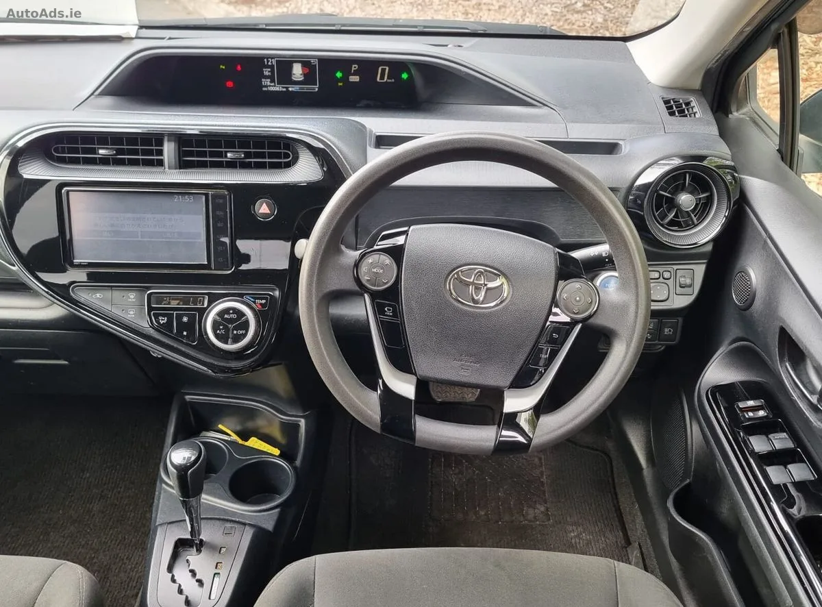 2021 Toyota Aqua – photo 18