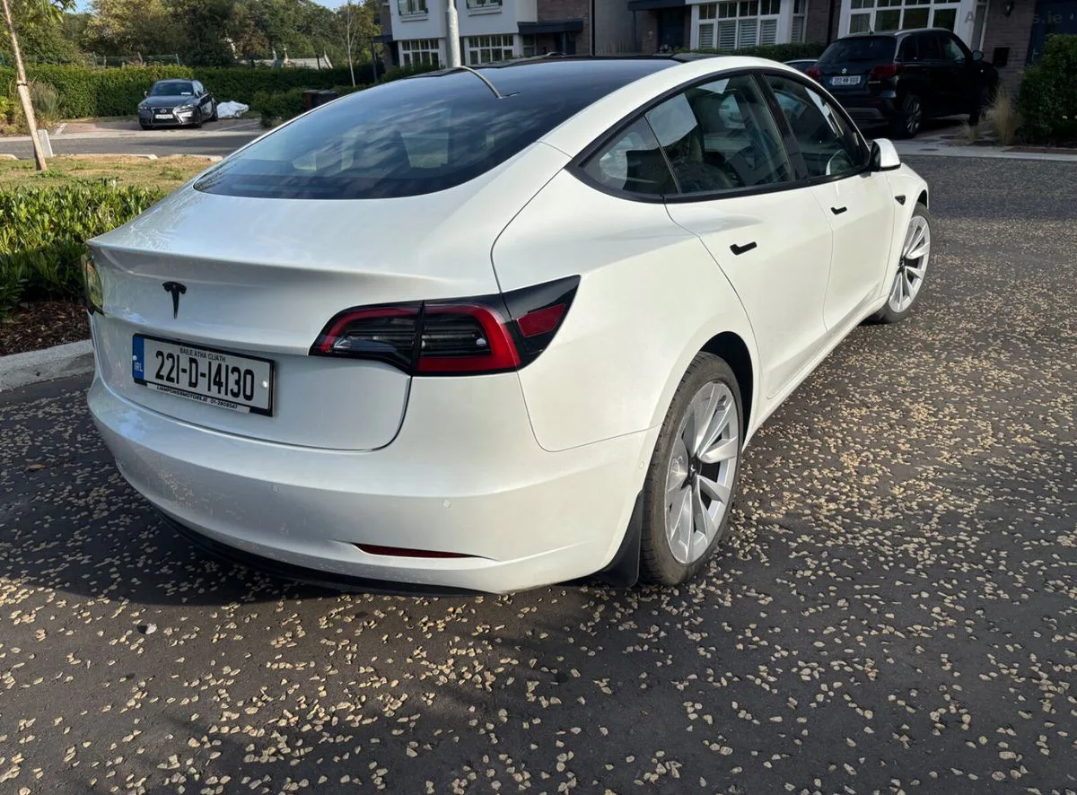 2022 Tesla Model 3 – photo 4