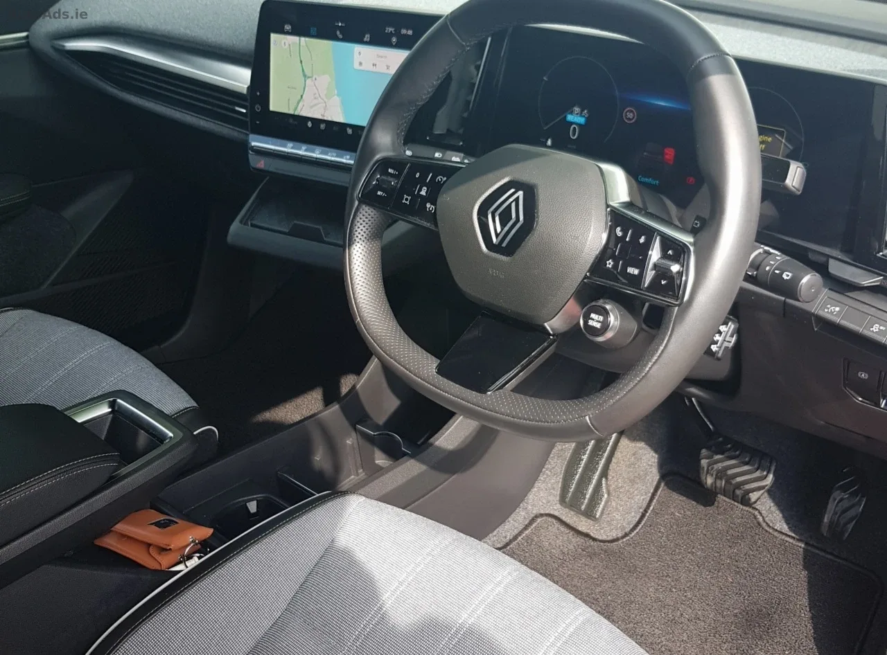 2023 Renault Megane E-Tech – photo 8