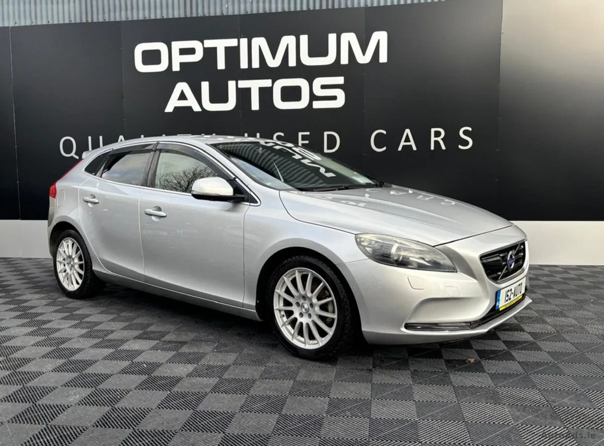 2015 Volvo V40
