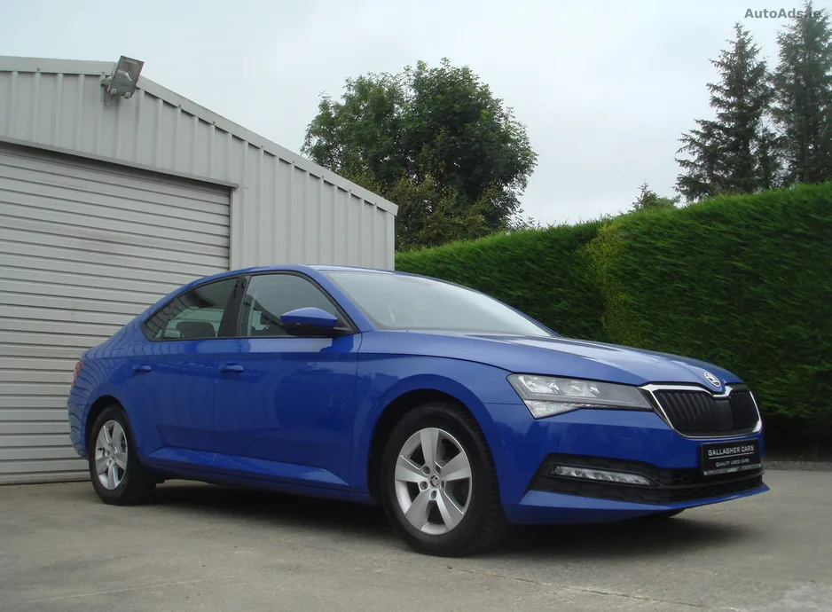 2020 Skoda Superb – photo 2