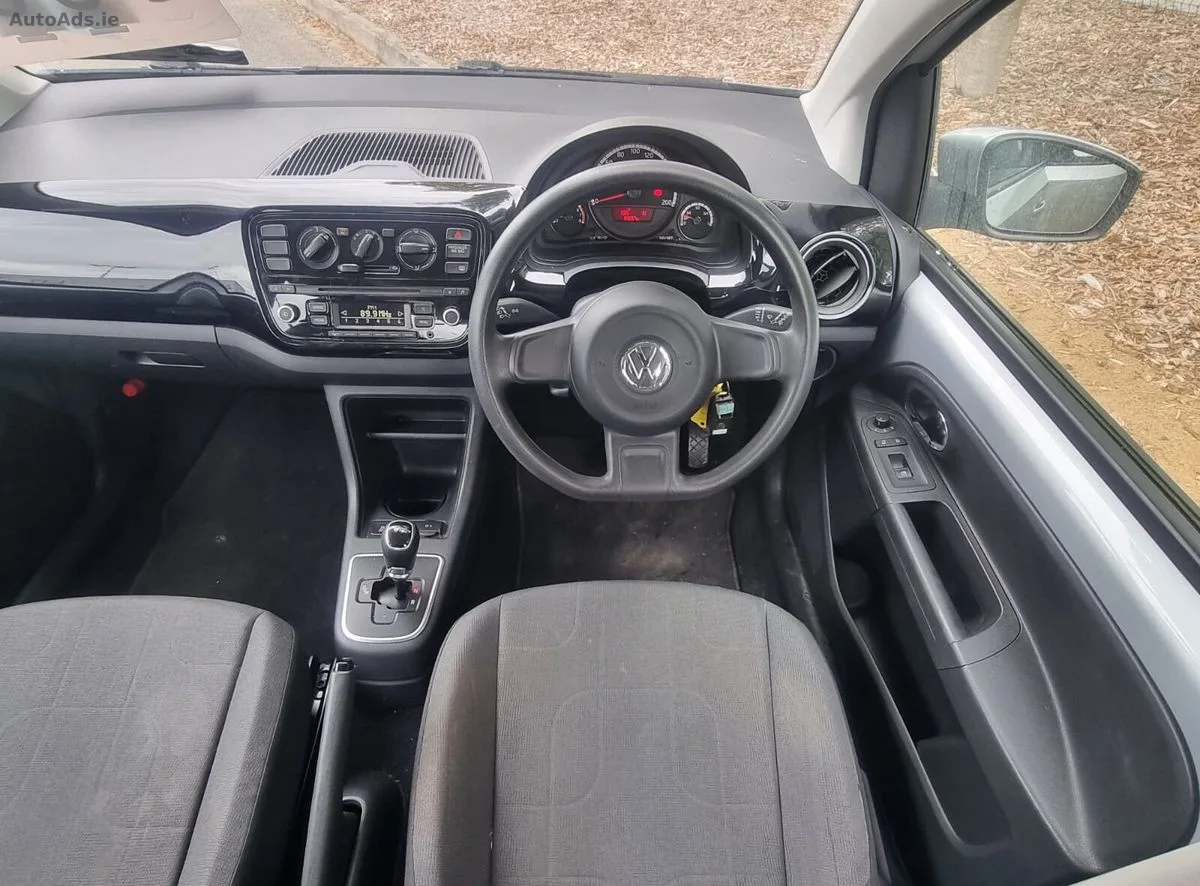 2013 Volkswagen up! – photo 19