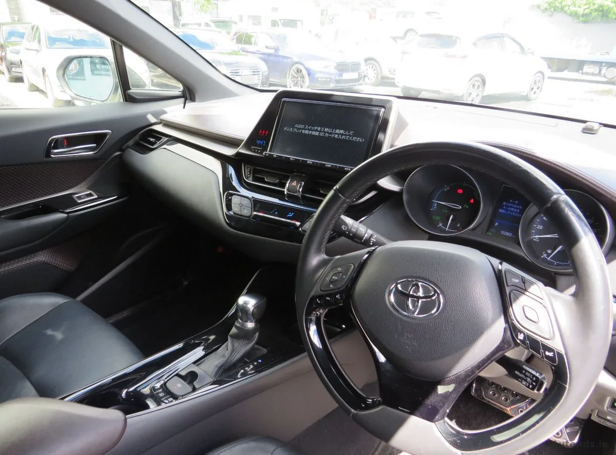 2017 Toyota C-HR+ – photo 13