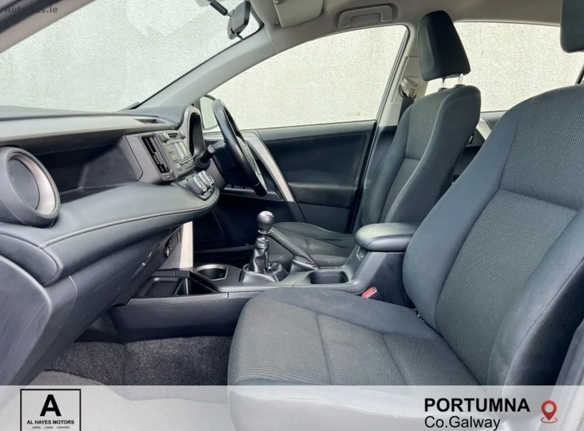 2016 Toyota RAV4 – photo 3