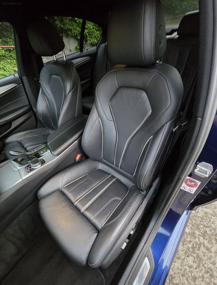 2017 BMW 5-Series – photo 19