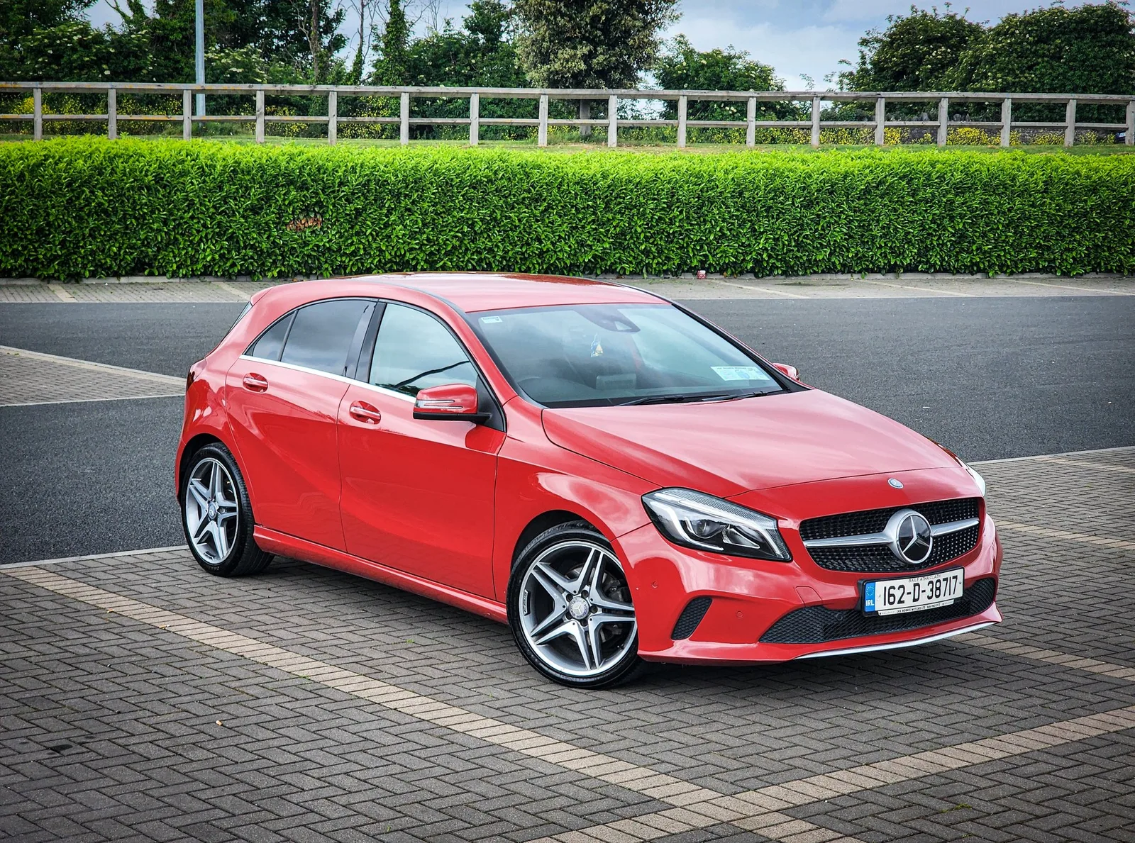 2016 Mercedes-Benz A180