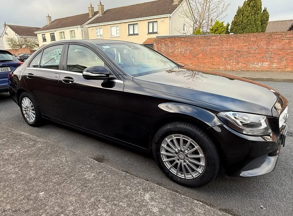 2015 Mercedes-Benz C-Class – photo 3