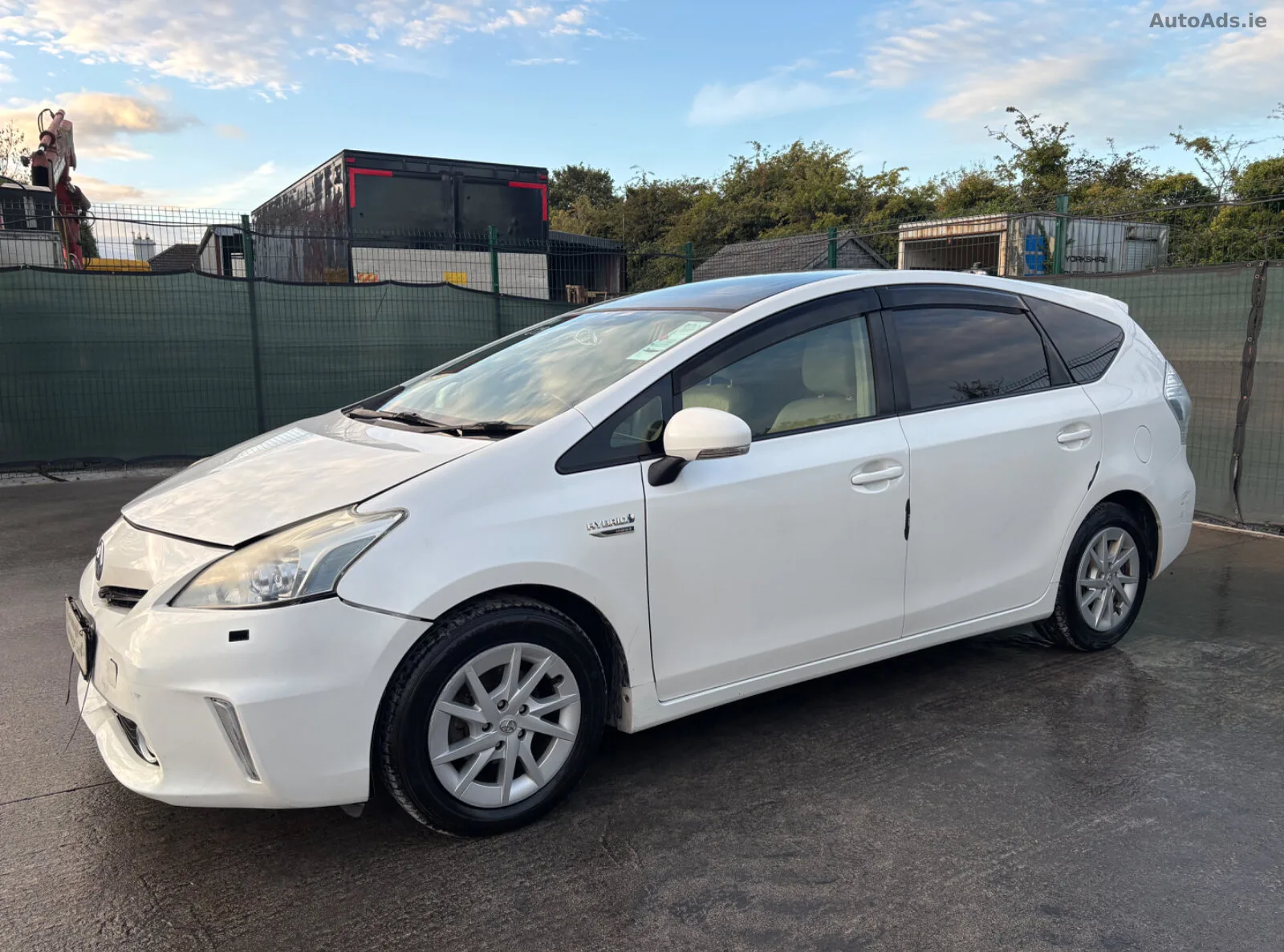 2013 Toyota Prius – photo 4