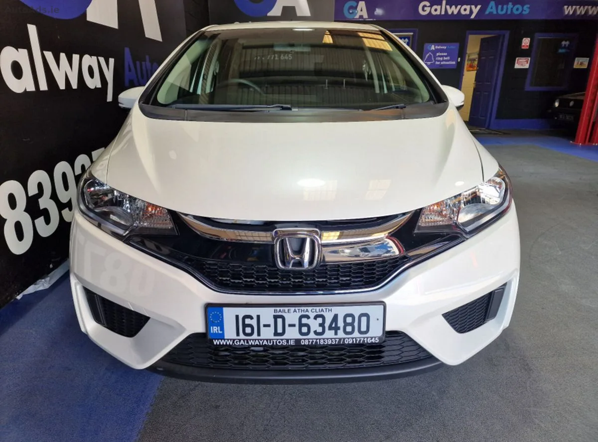 2016 Honda Fit – photo 3