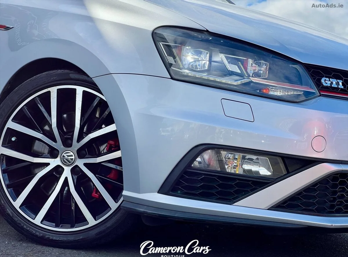 2015 Volkswagen Polo – photo 14