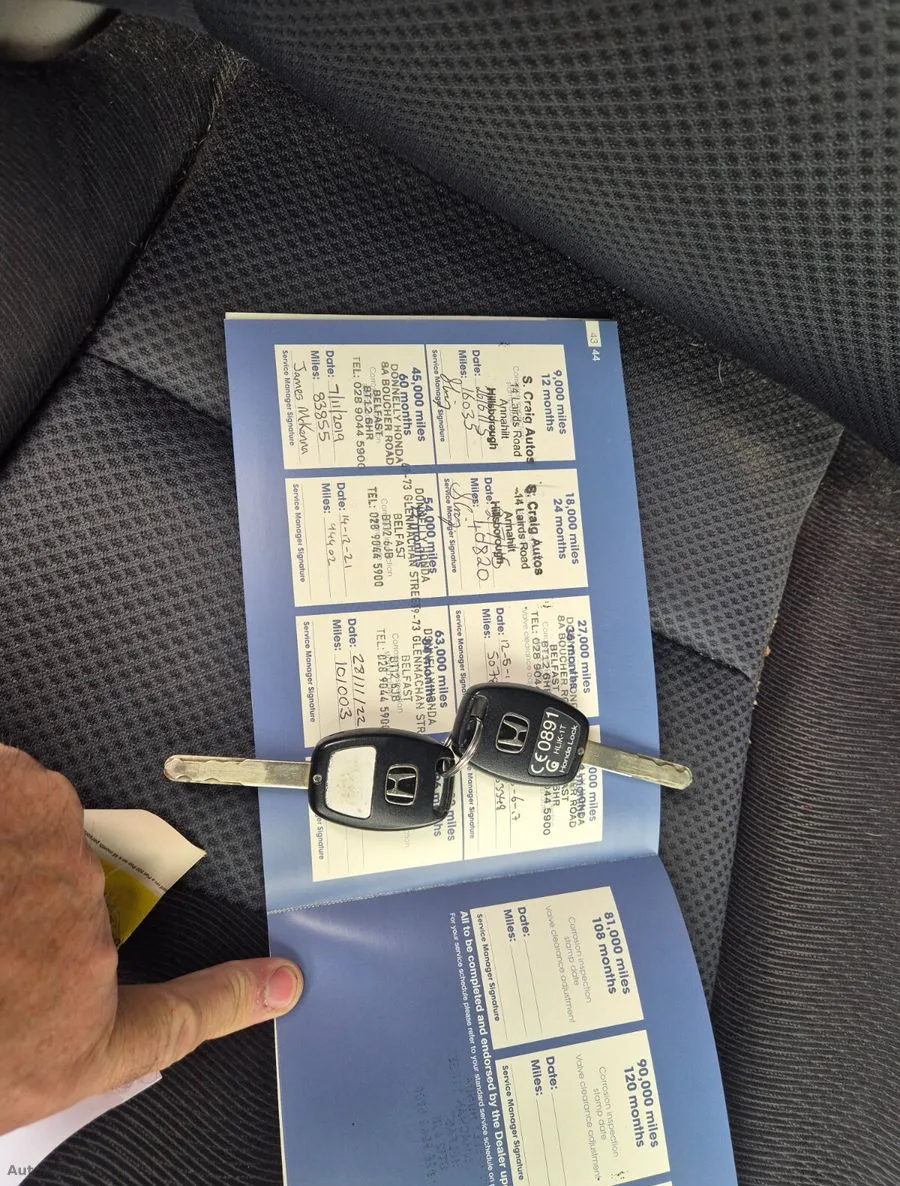 2010 Honda Insight – photo 3