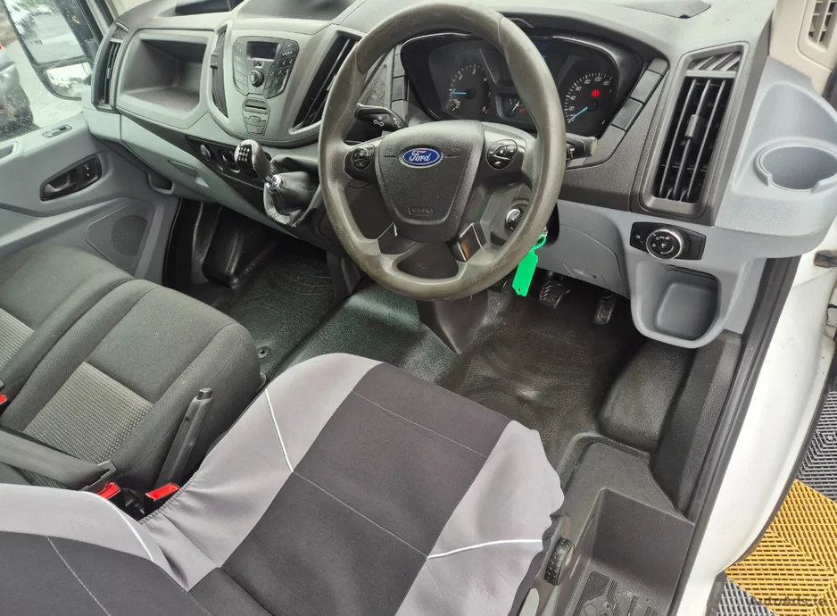 2018 Ford Transit – photo 9