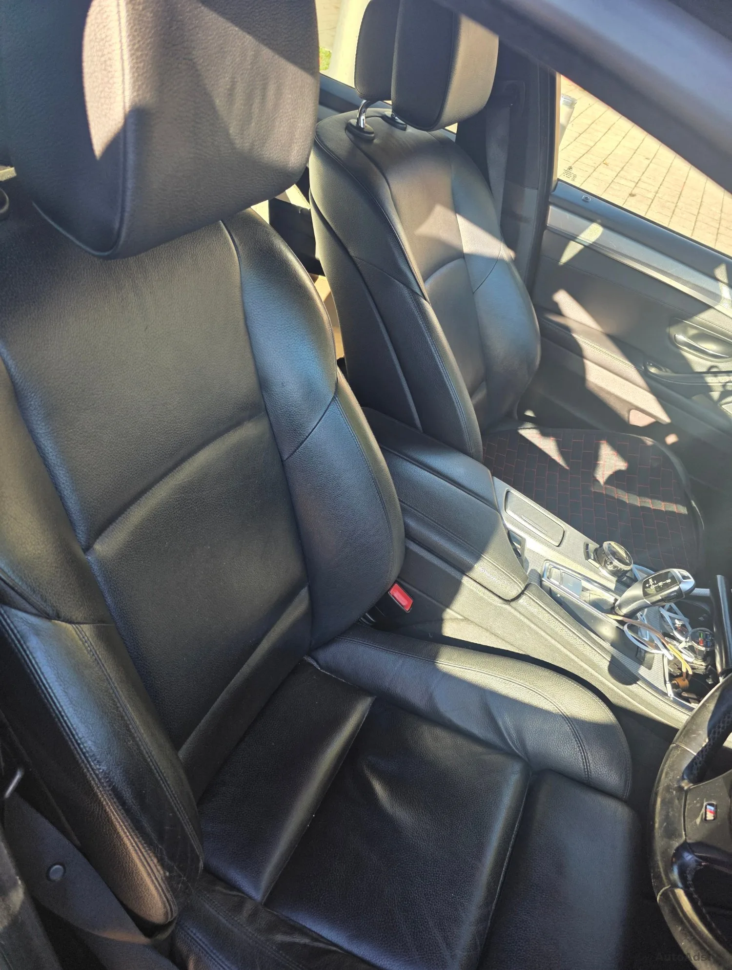 2011 BMW 5 Series – photo 7