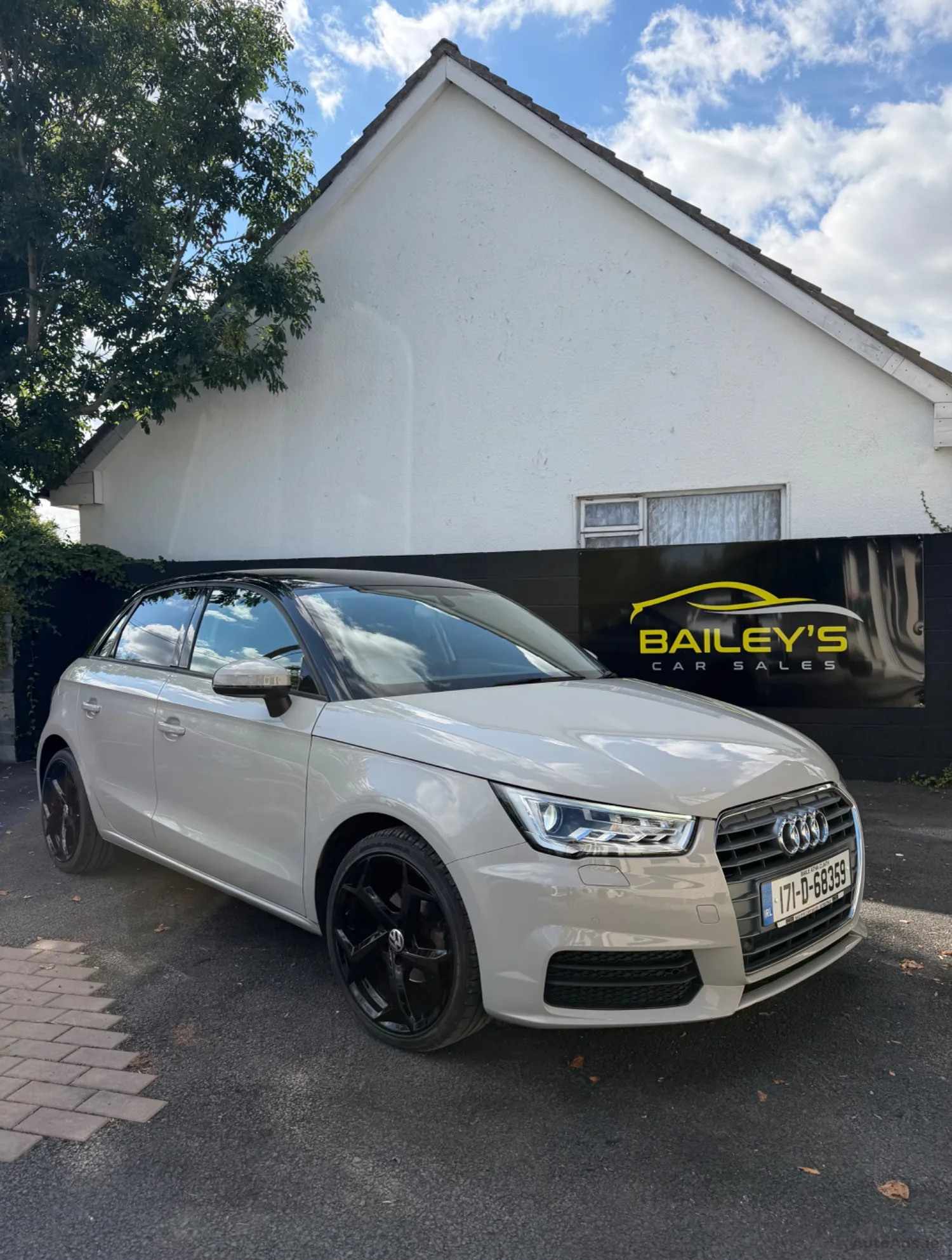 2017 Audi A1 – photo 1