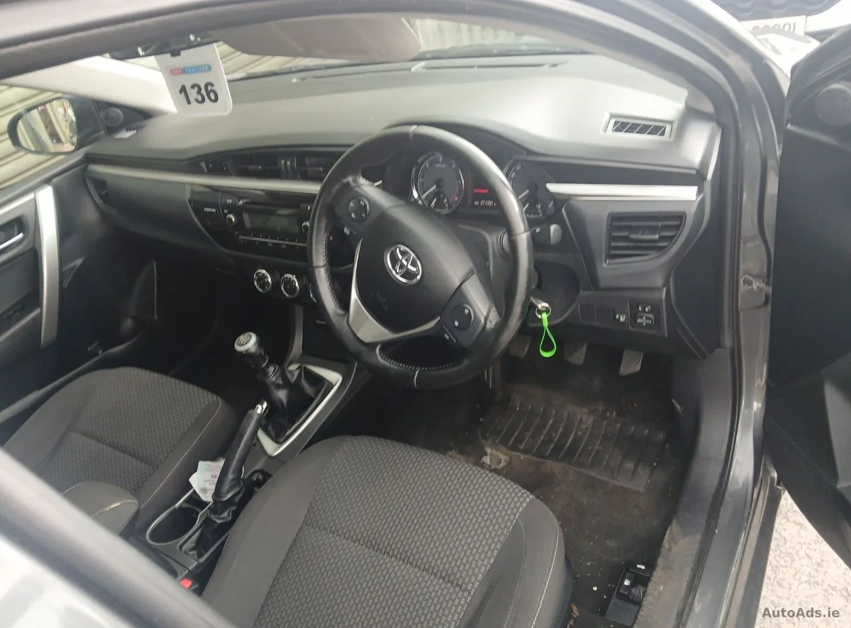 2015 Toyota Corolla – photo 12