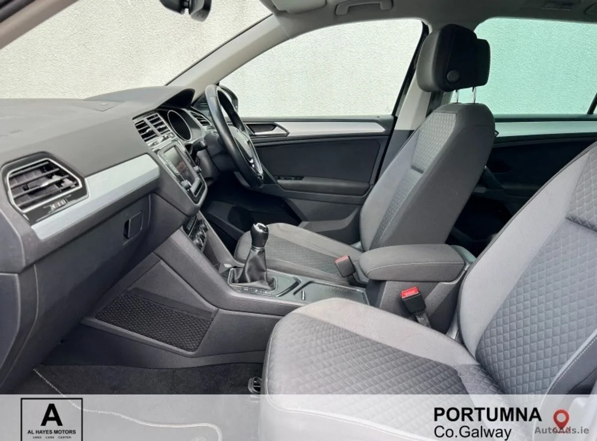 2017 Volkswagen Tiguan – photo 4