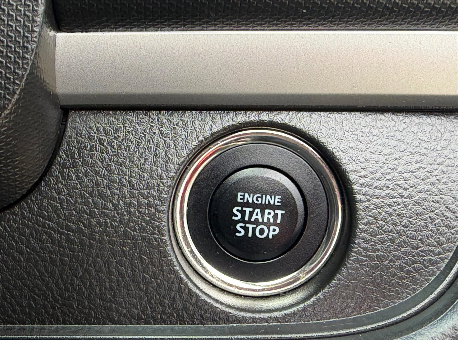 2014 Suzuki Swift – photo 8
